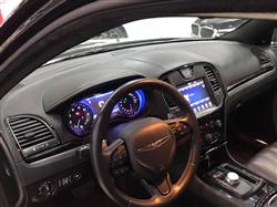 کرایسلەر 300